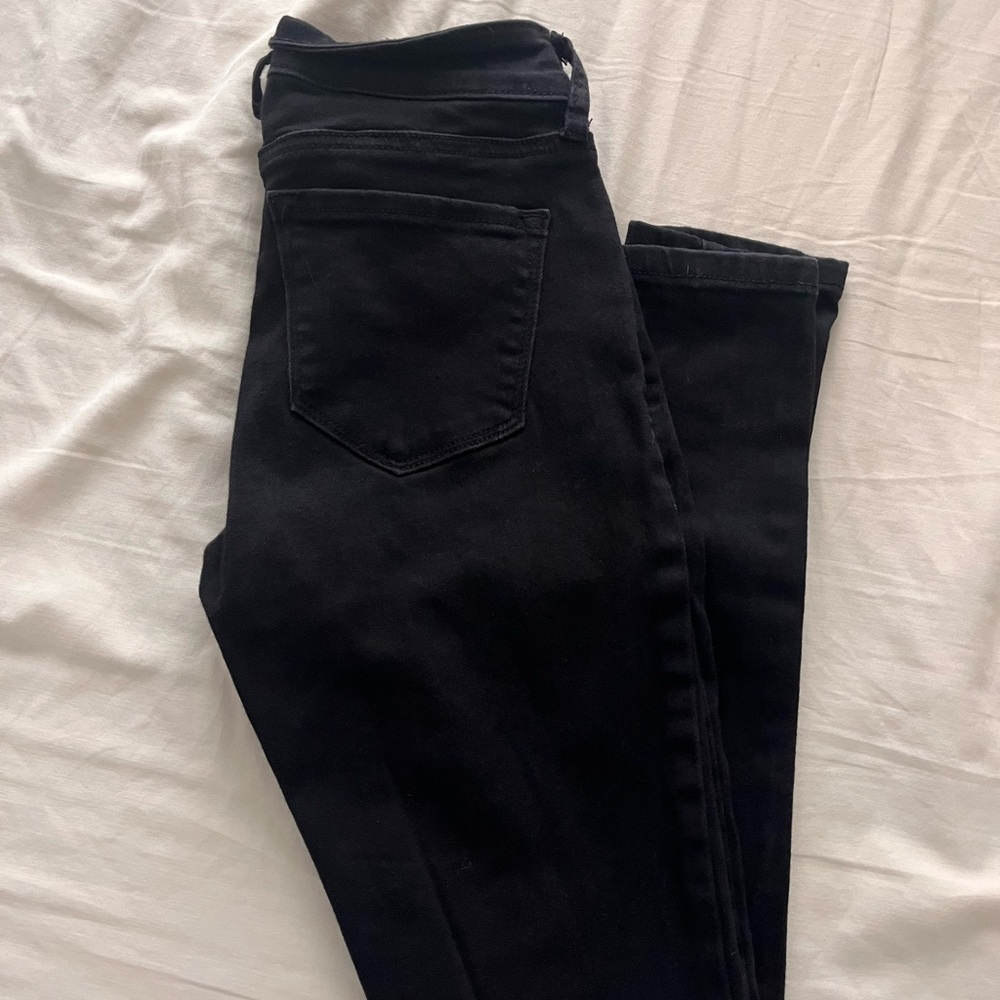 Skinny jeans in great shape never worn really cute on size 1/24
